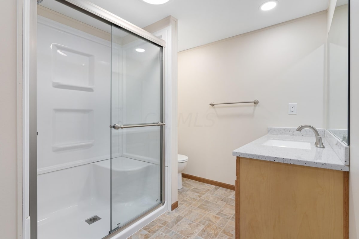 Property Details for Spring Lake Court from Long Real Estate Inc