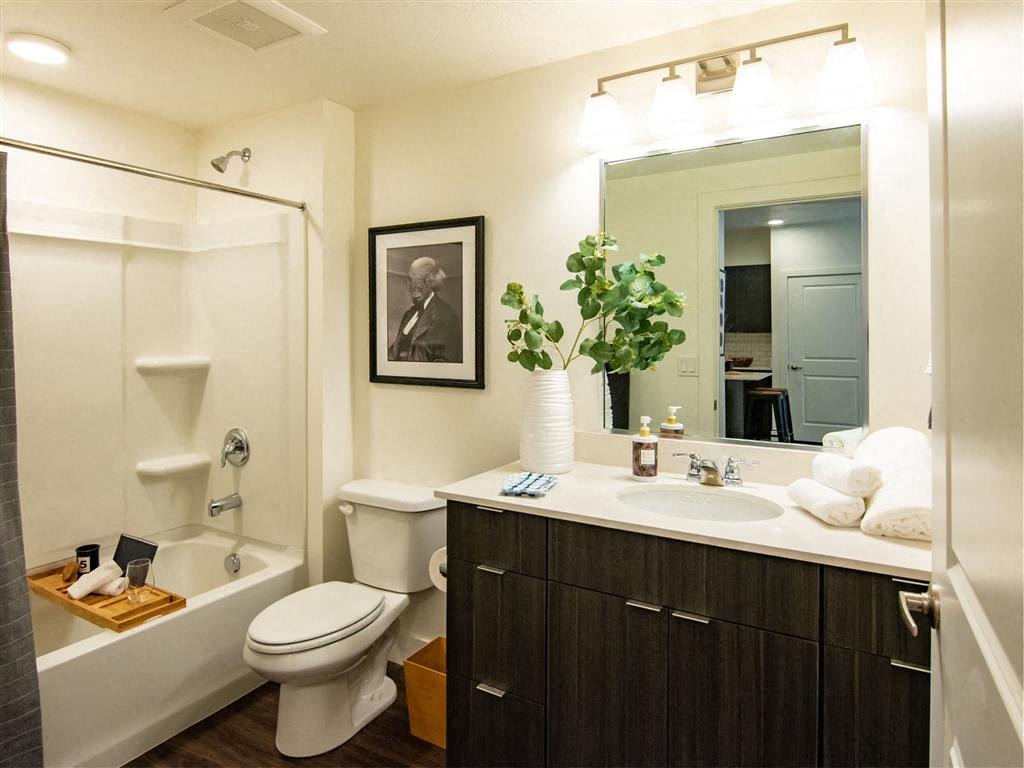 Photos and Video of Onyx Apartments in Midvale, UT