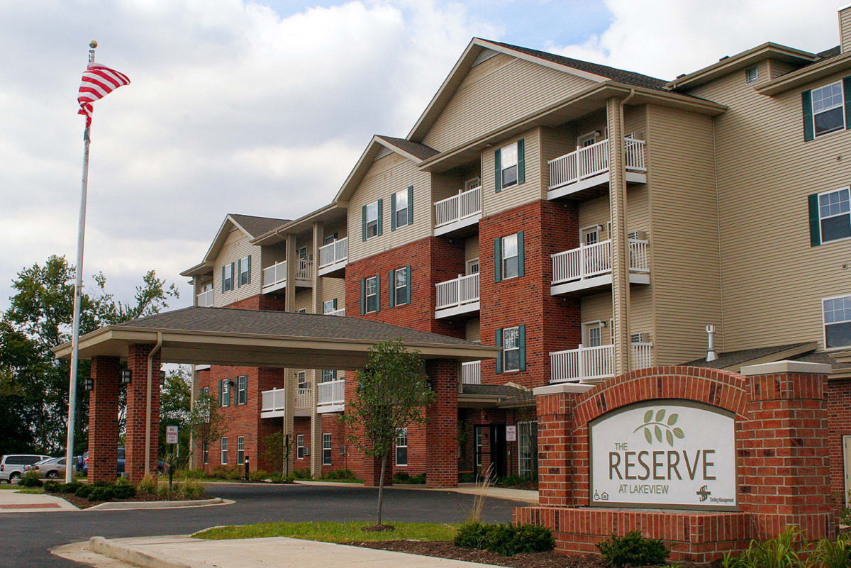 Photos and Video of The Reserve at Lakeview Apartments in Decatur, IL