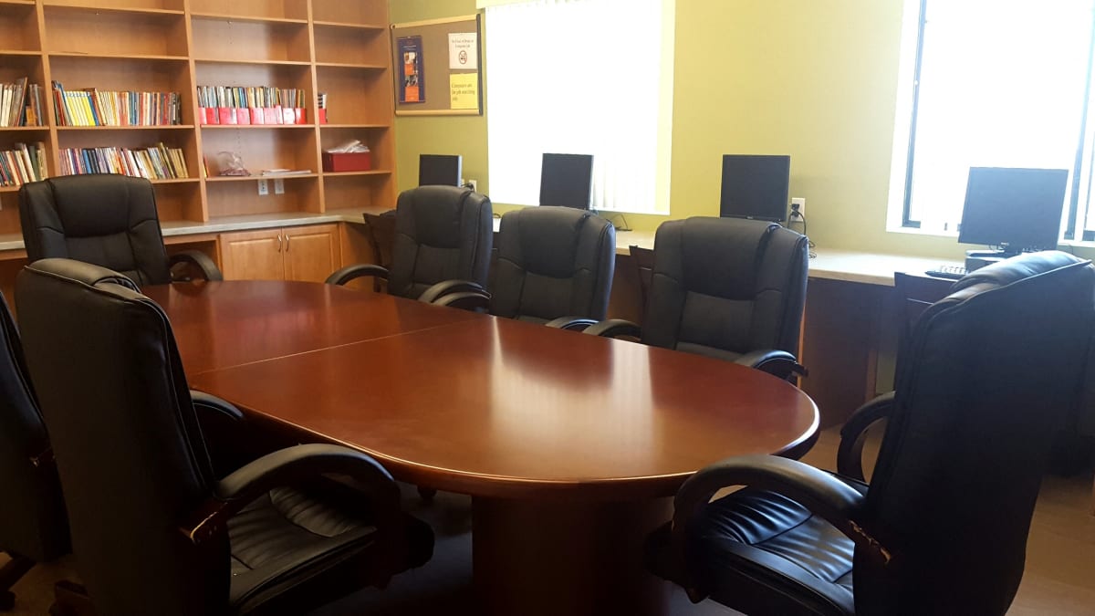 Shared meeting room at North 17.
