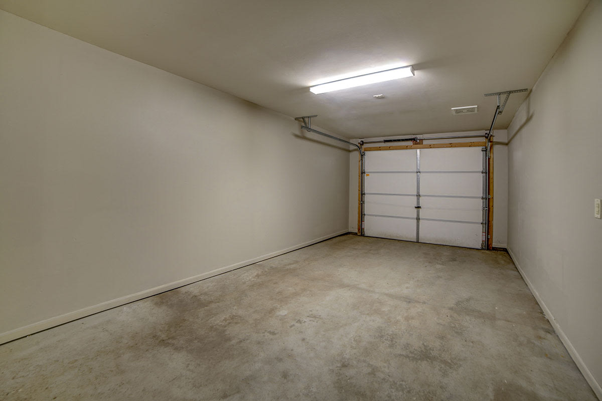 Photos and Video of Arneman Place in Erie, PA