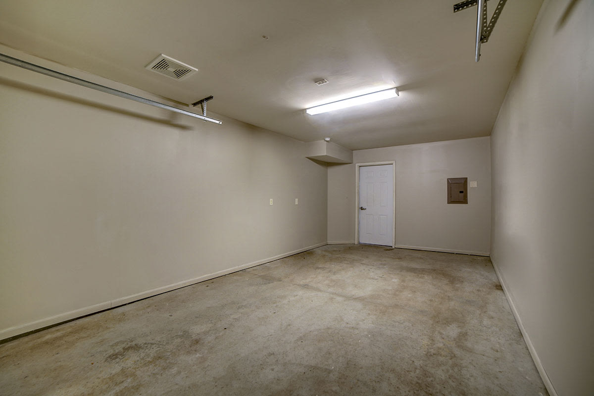 Photos and Video of Arneman Place in Erie, PA