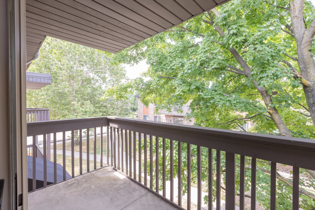 Photos and Video of Abbott Pointe Apartments in East Lansing, MI