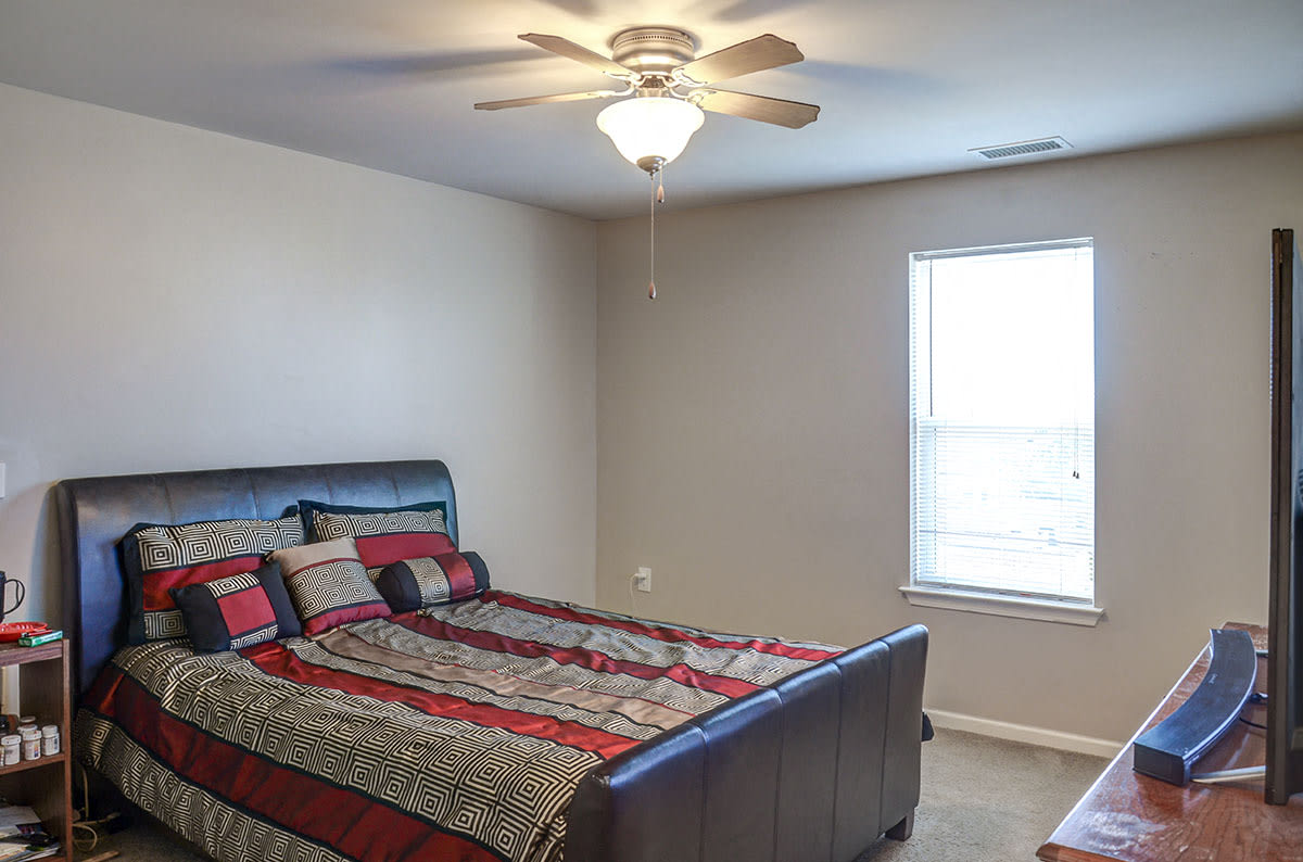 Photos and Video of Viewmont Square Court Senior Living in Hickory NC