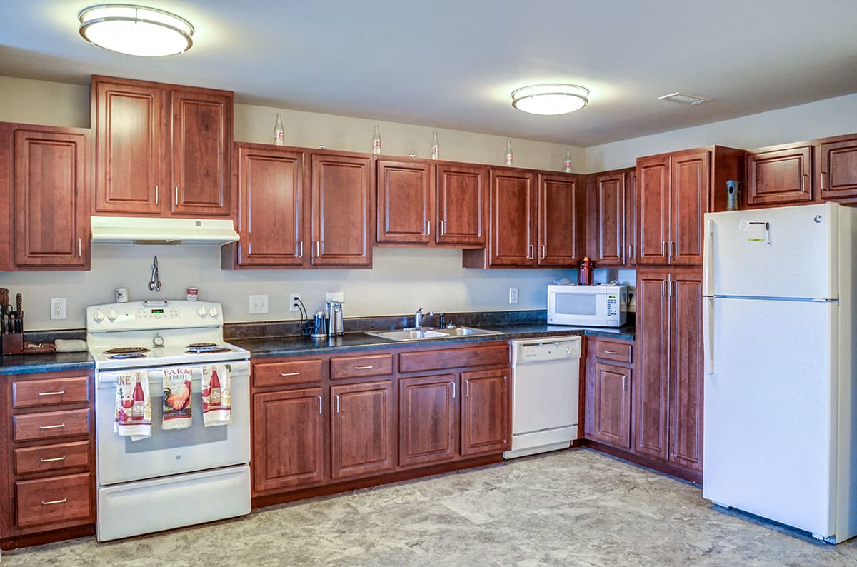 Photos and Video of Viewmont Square Court Senior Living in Hickory NC