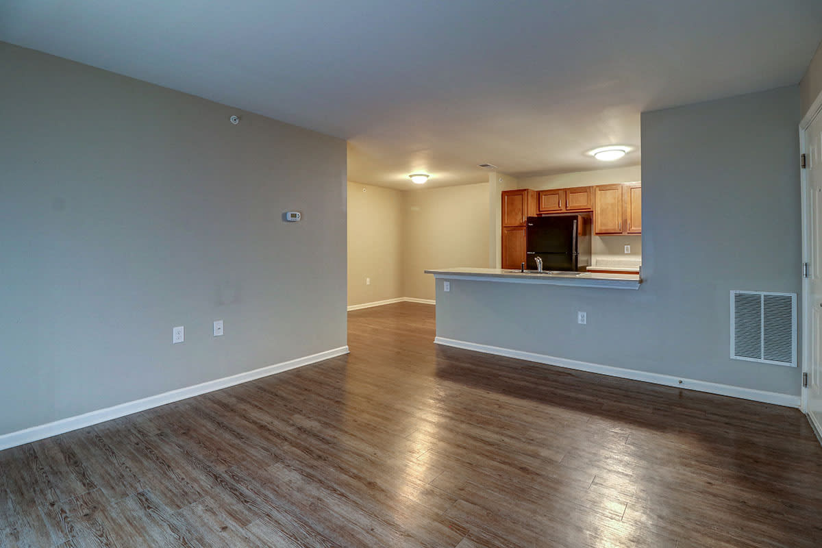 Photos and Video of Oliver Crossing in Linden, TN