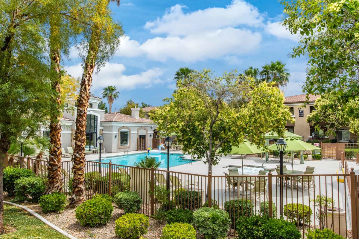 Las Vegas Luxury Apartments | The Clubs at Rhodes Ranch | Photos