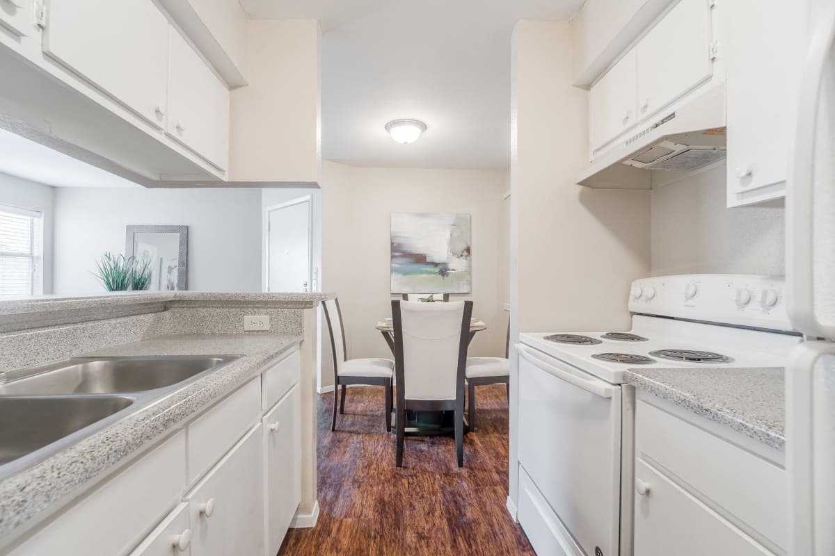 Apartments on the Northwest Side of San Antonio Plaza DeVille