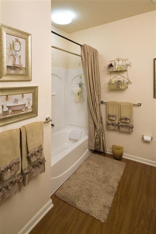 Photos and Video of Thornbury Pointe Senior Apartment Homes in Avon, IN