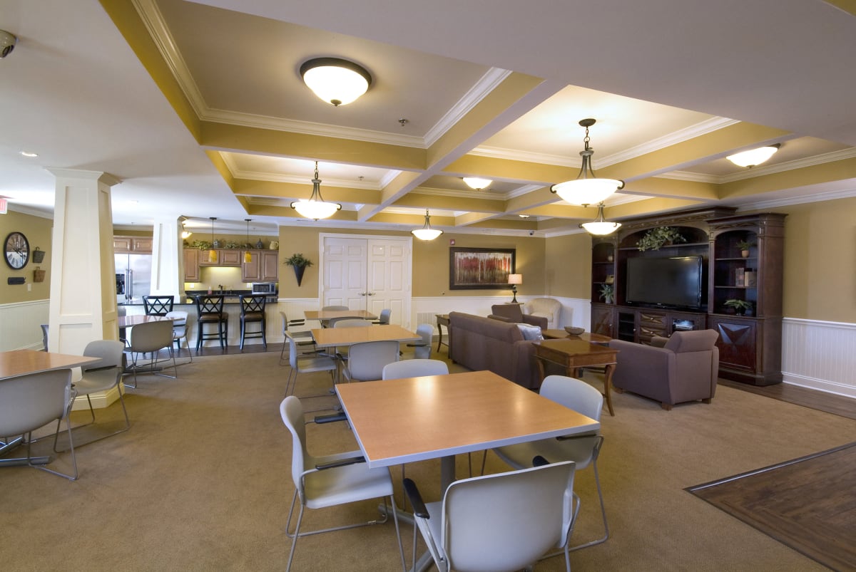 Photos and Video of Thornbury Pointe Senior Apartment Homes in Avon, IN