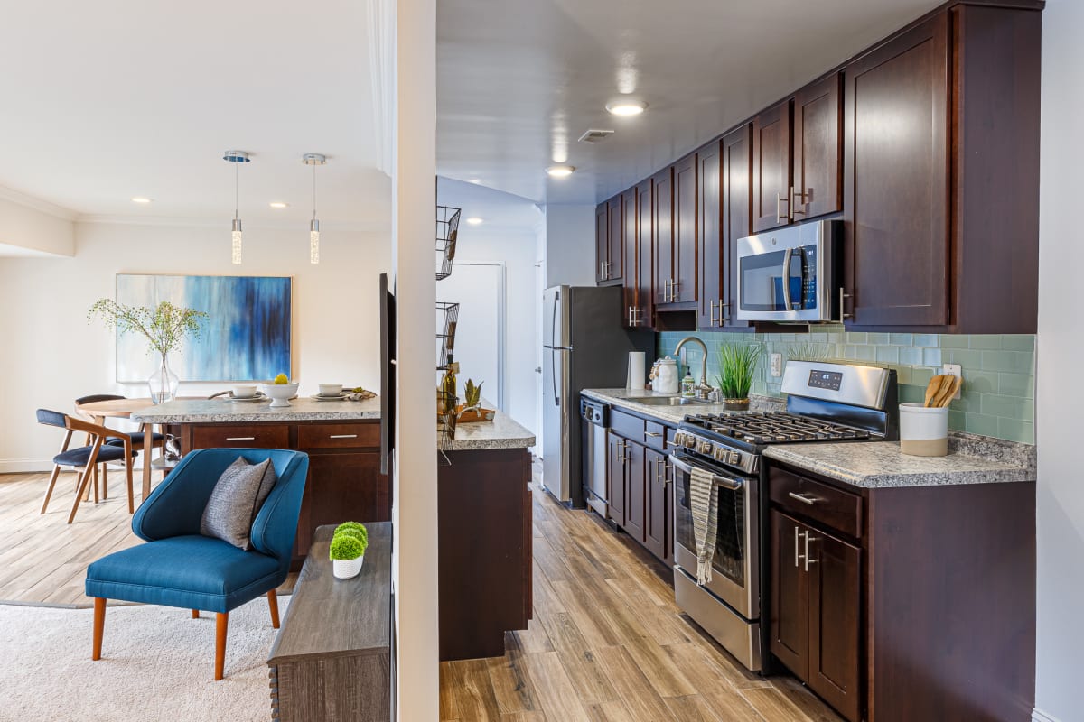 Fairfax County Apartments Merrifield at Dunn Loring Station