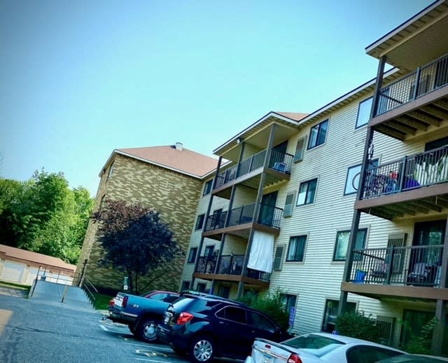 Apartments for Rent in Anoka, MN Rainbow Plaza