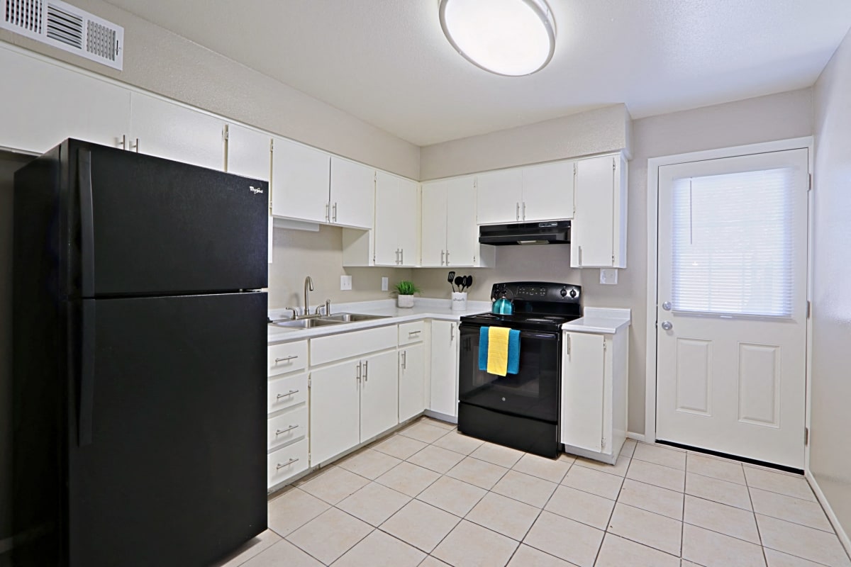 Apartment kitchen — representative home at Villas on 28th.