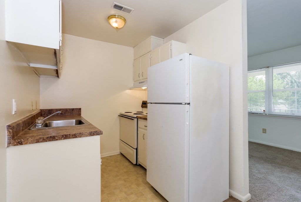 Photos and Video of Barberton Apartments in Virginia Beach VA