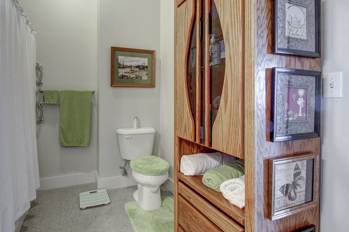 Photos and Video of Lloyd House in Menominee, MI