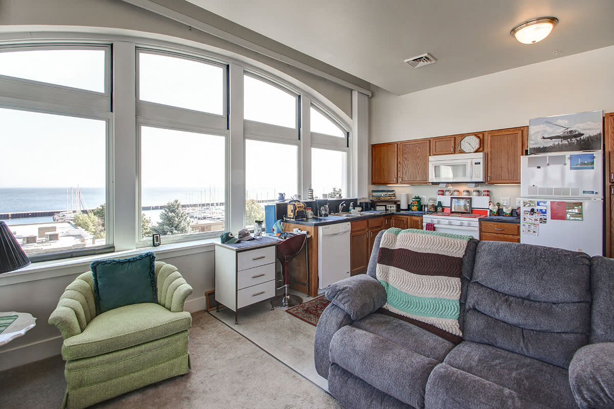 Photos and Video of Lloyd House in Menominee, MI