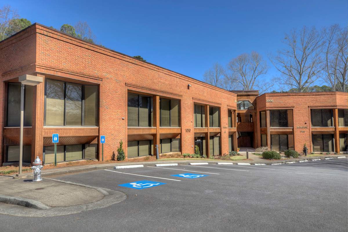 1010 Huntcliff property photo - Atlanta, GA