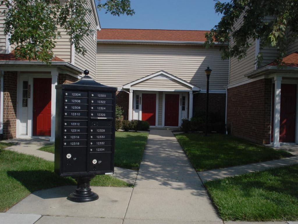 Photos and Video of Sunlake Apartments in Fishers, IN