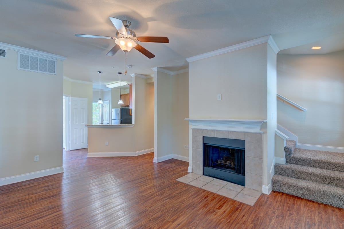 Monticello Oaks Townhomes Apartments apartment photo