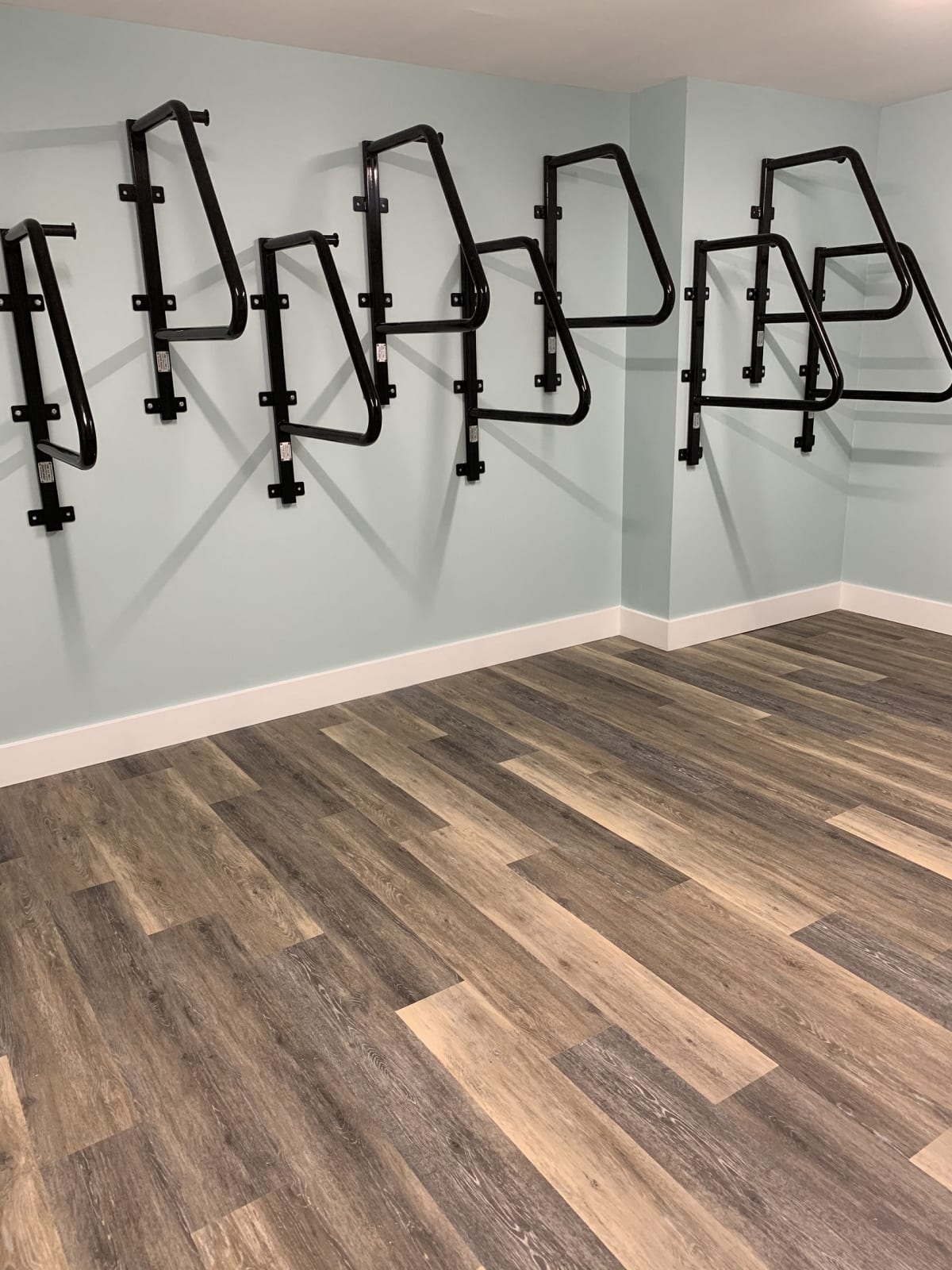 Property details for Avaya Ridge Apartments in Renton, WA