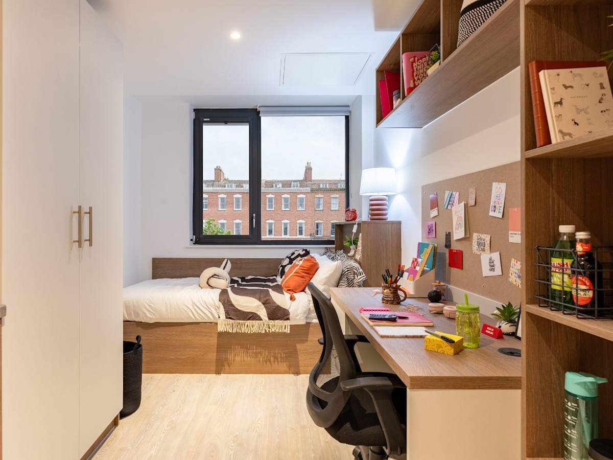 Glassworks | Room Details