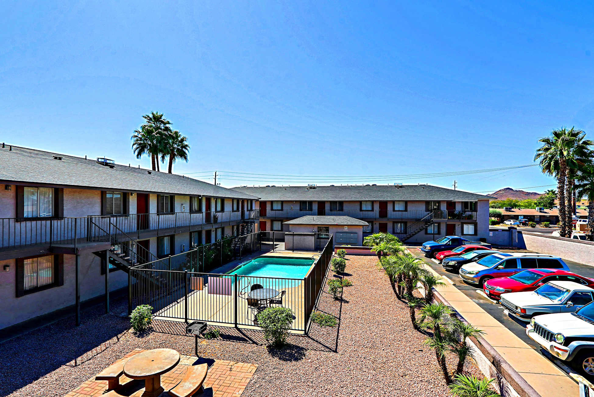 Shared outdoor space at Paradise Arbor.