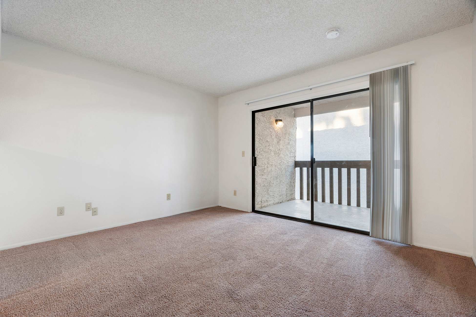 Unfurnished apartment interior — representative home at Townhomes on the Park Apartment Homes.