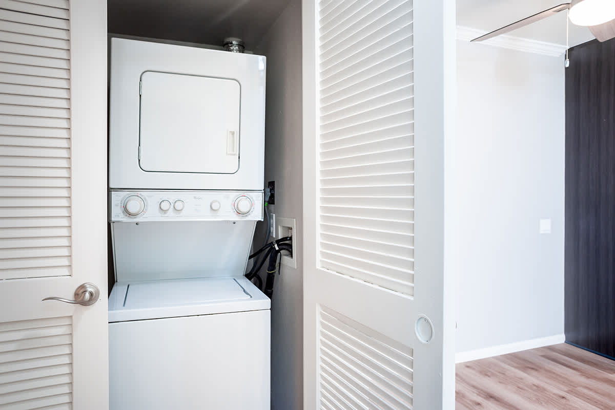 Central Park La Mesa — In-Unit Washer & Dryer