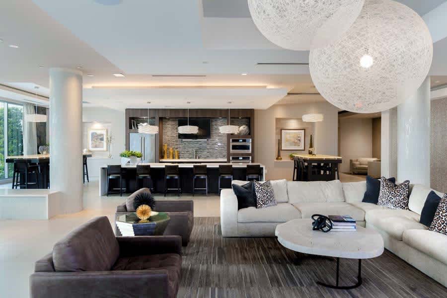 Vora Mission Valley — Clubhouse