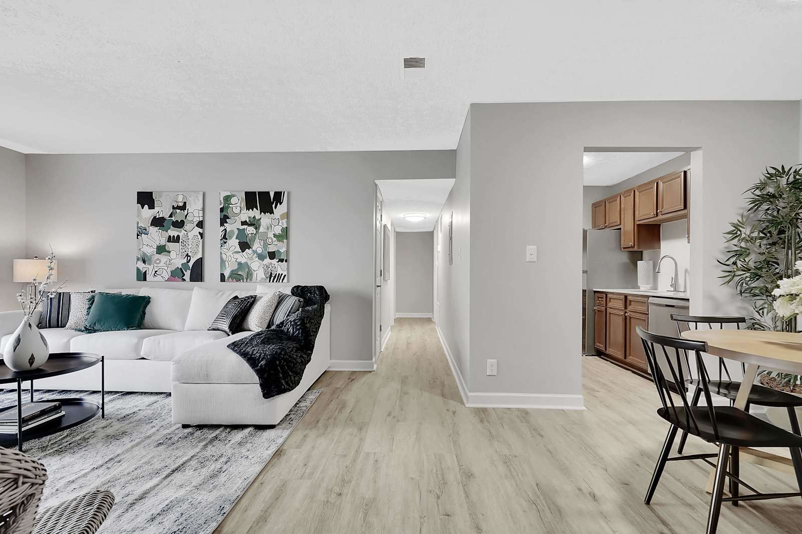 Spacious living room