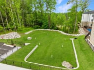 Active Adult Apartments that offer dog park