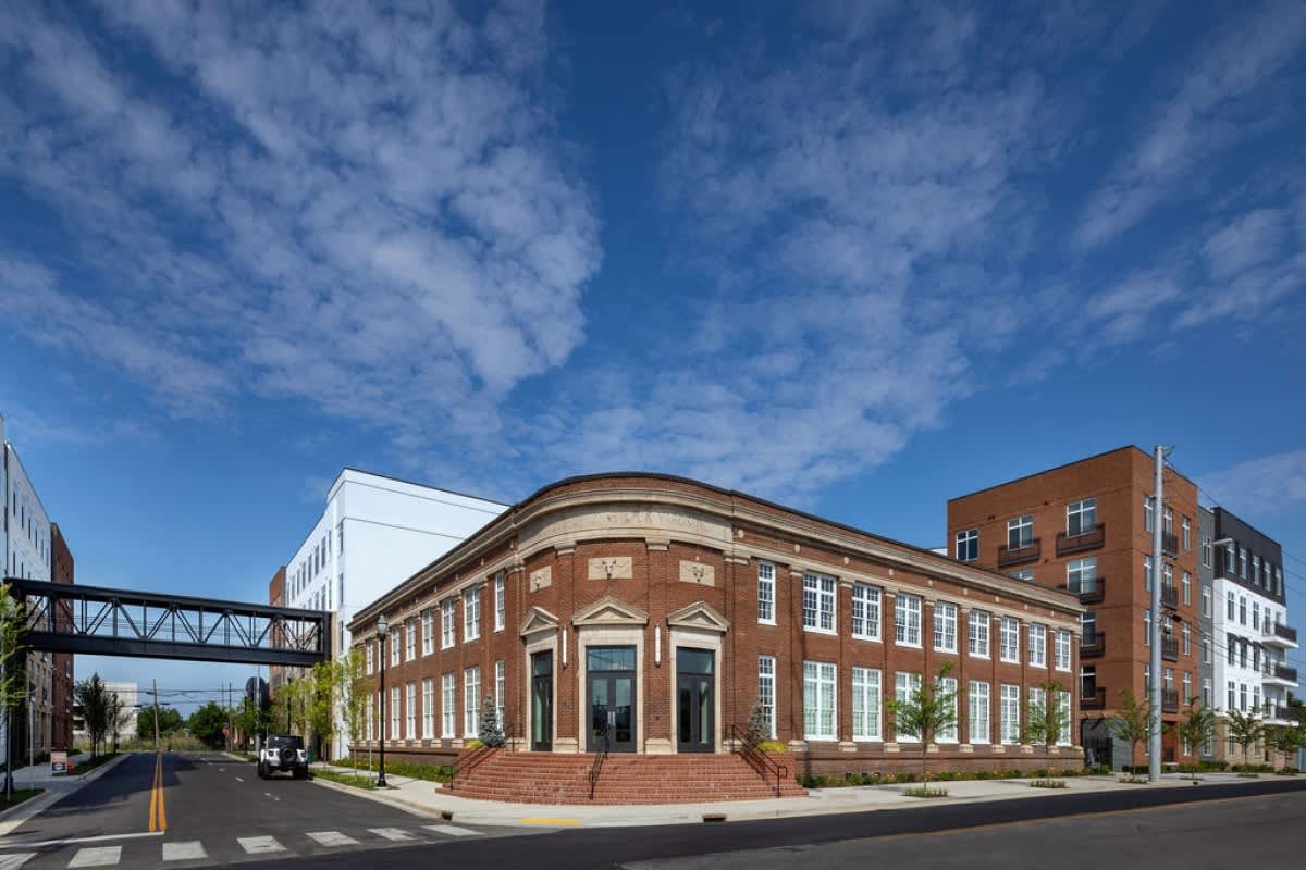 Luxury Apartments Near Downtown Nashville