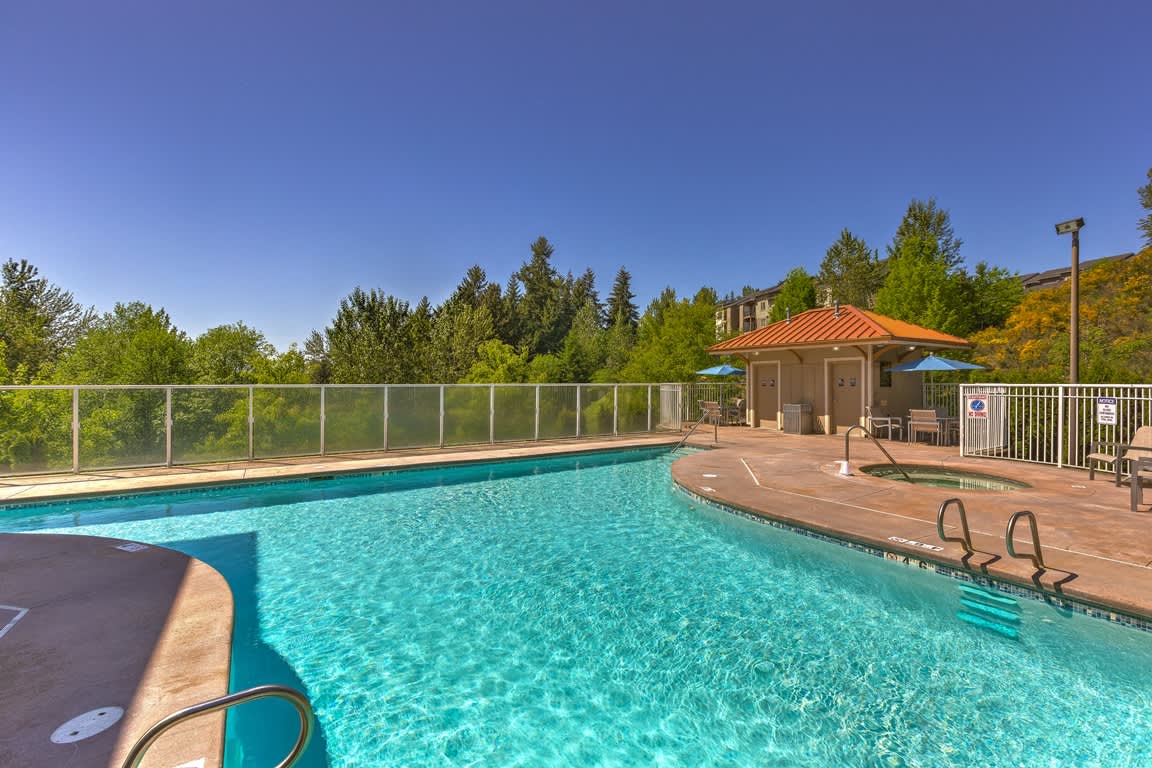 Belara at Lakeland Pool