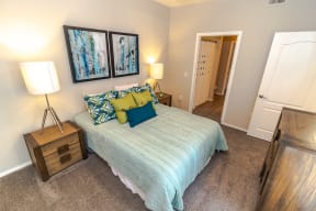 a bedroom at the enclave at woodbridge apartments in sugar land, tx