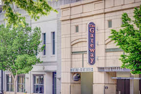 the building in which the hotel is located