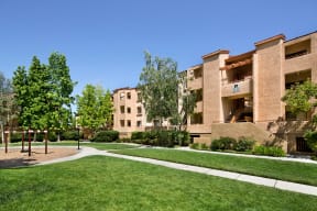 Studios in Sunnyvale, CA - mResidences Silicon Valley - Exterior Shot Of The mResidences Silicon Valley Complex