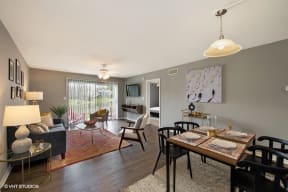 the preserve at ballantyne commons living room and dining room