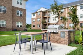 Grilling stations and outdoor dining  at Brandywine Green, Brandywine, MD
