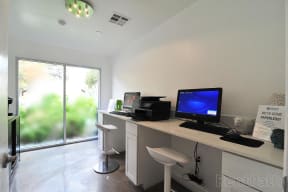 Modern Mueller Apartment 