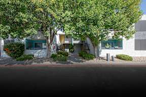 Building Exterior at Villas Del Cielo Aprartments in Albuquerque New Mexico October 2020
