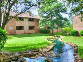 Creekside Views with shade to relax