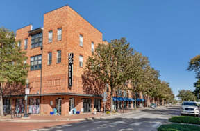 the building in which the hotel is located