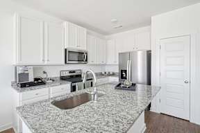 Elio | Spacious Townhomes