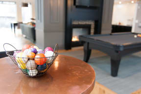 Vintage on Selby | St. Paul, MN |common area with a pool table