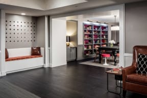 Vintage on Selby | St. Paul, MN |Community Amenities | Library and Coworking Space