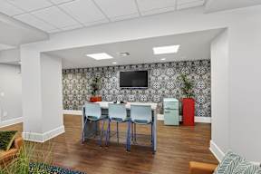 Community room at Hibernia Tower with working spaces