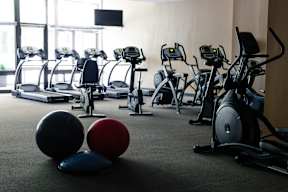 gym at Hampton Plaza Apartments, Towson, 21286