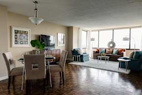 Living room layout at Hampton Plaza Apartments, Maryland