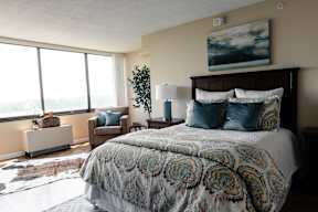 bedroom layout at Hampton Plaza Apartments, Towson, MD, 21286