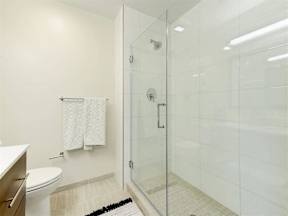 Shower at Artline Apartments, Washington, DC